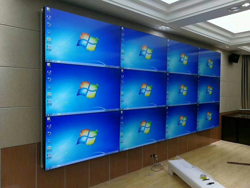 扶貧政府55寸3.5mm3X4液晶拼接項(xiàng)目